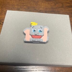 Disney Doorables Series 12 Ultra Rare 8-bit Dumbo